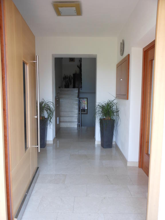 Haus Tirol Apartment Caldaro Exterior photo